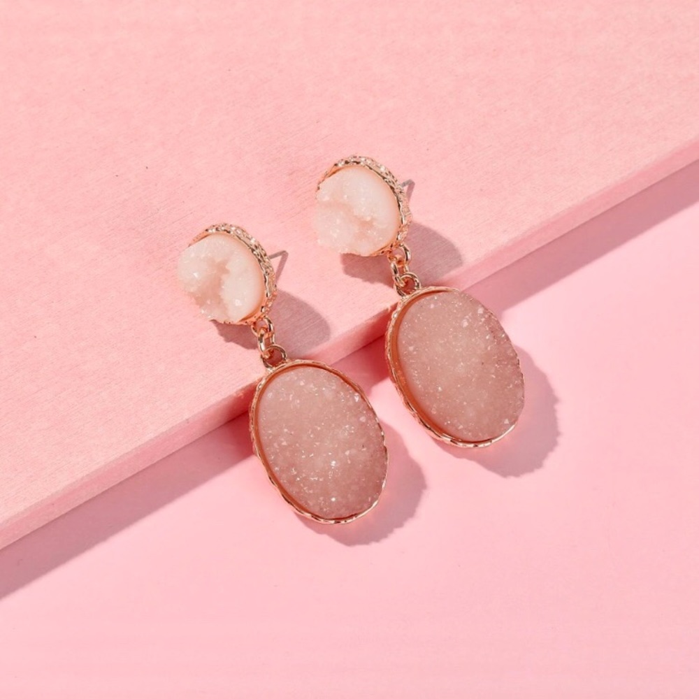 Beautiful Druzy Quartz Earrings - Picture 5 of 6